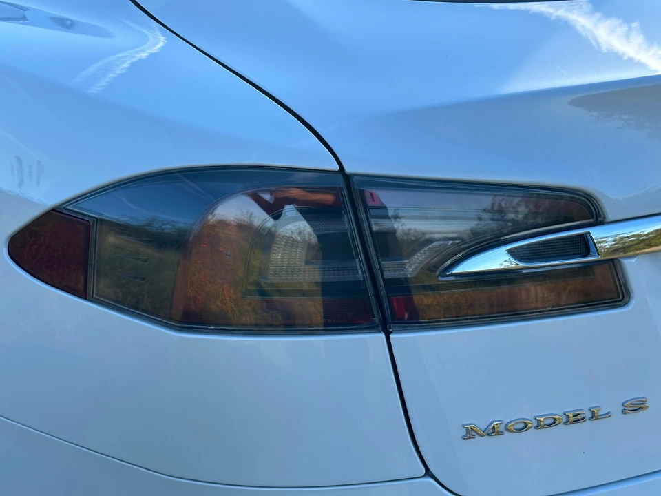 2018 Tesla Model S - Image 30 of 31