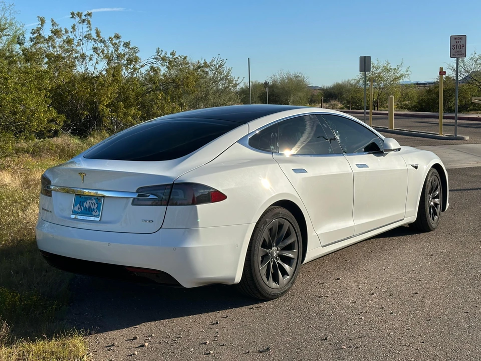 2018 Tesla Model S - Image 15 of 31