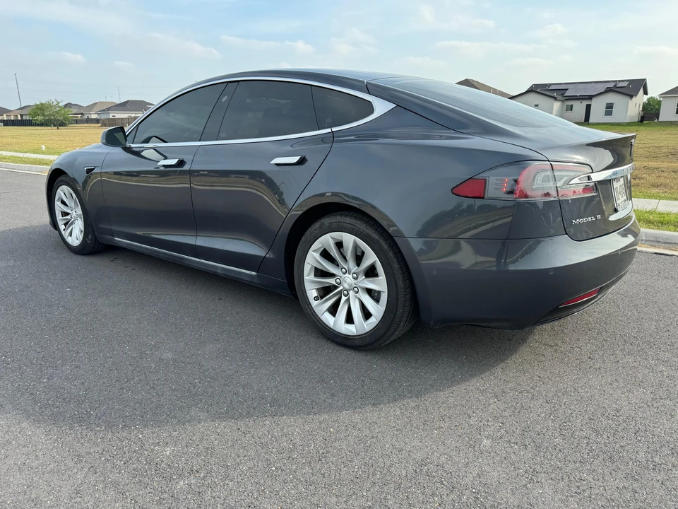 2018 Tesla Model S - Image 10 of 31