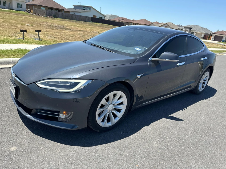 2018 Tesla Model S - Image 8 of 31
