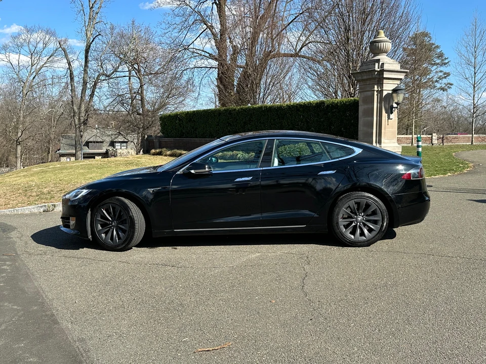 2018 Tesla Model S - Image 10 of 31