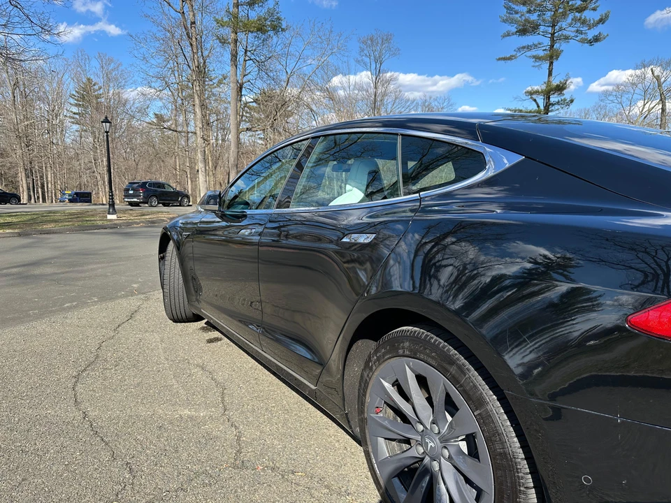 2018 Tesla Model S - Image 29 of 31