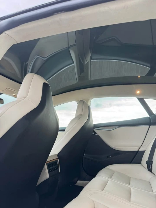 2018 Tesla Model S - Image 8 of 10
