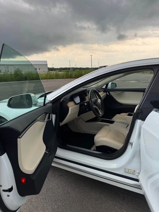 2018 Tesla Model S - Image 7 of 10