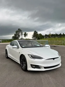 2018 Tesla Model S 75D Sedan 4D