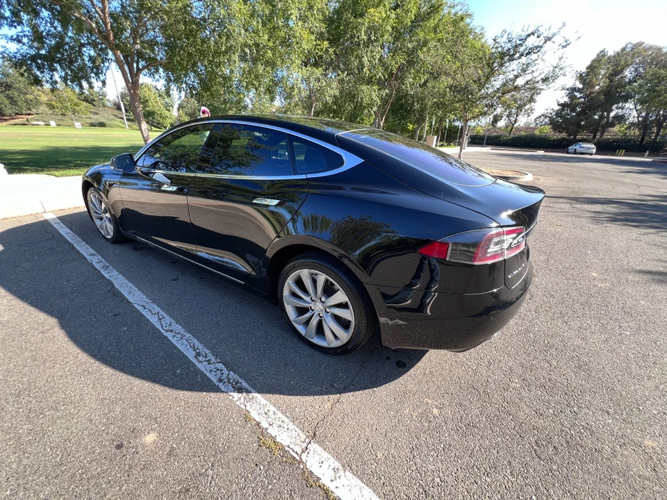2018 Tesla Model S - Image 8 of 20
