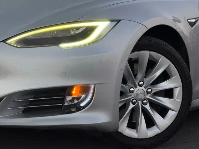 2018 Tesla Model S - Image 2 of 21