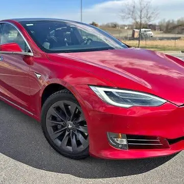 2018 Tesla Model S 75D Sedan