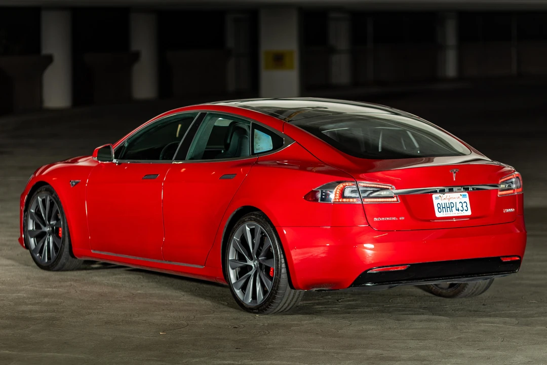 2018 Tesla Model S - Image 15 of 31