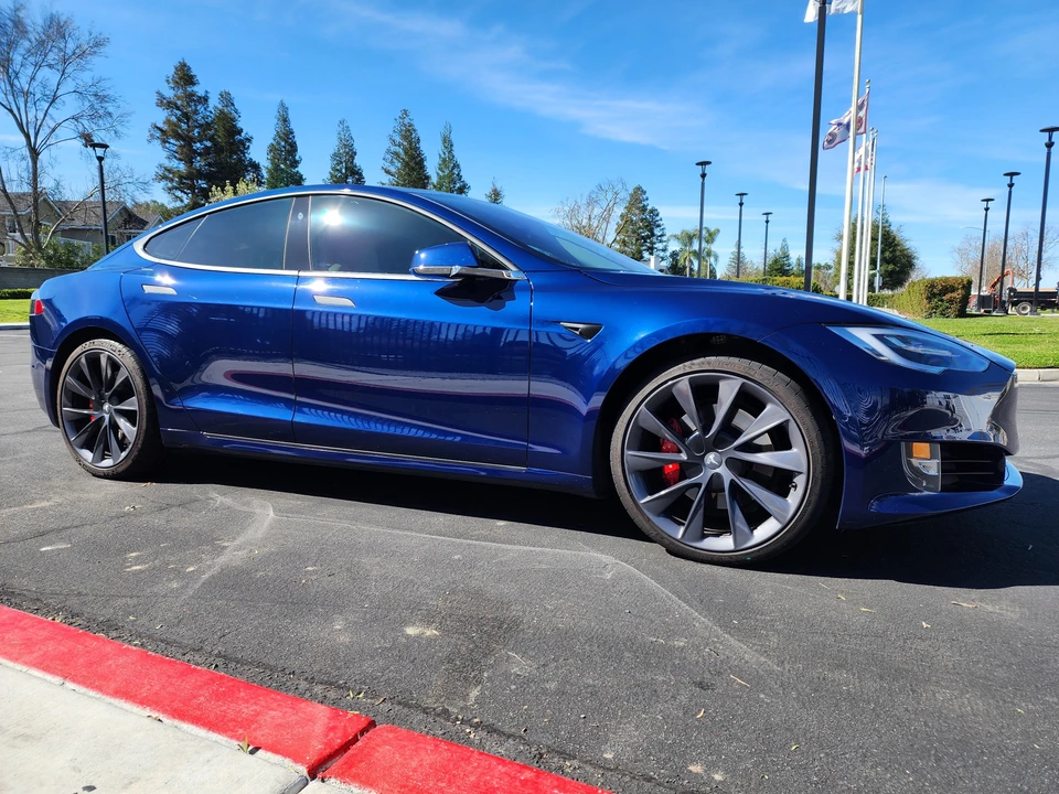 2018 Tesla Model S - Image 25 of 31