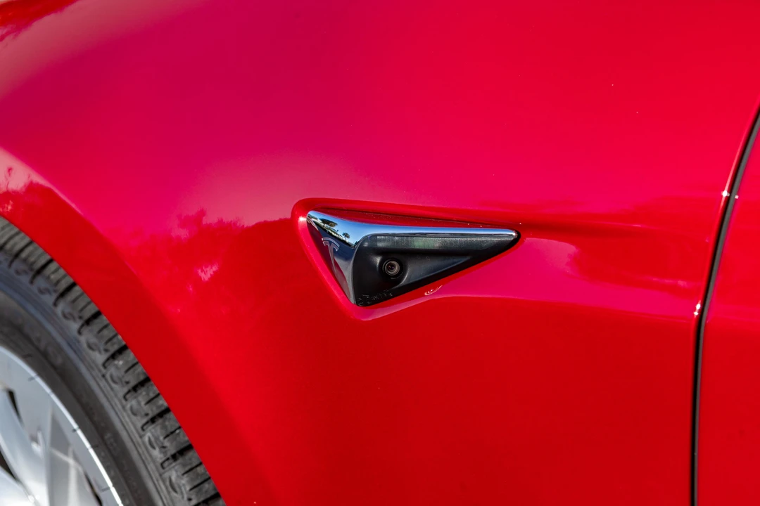 2018 Tesla Model S - Image 13 of 31