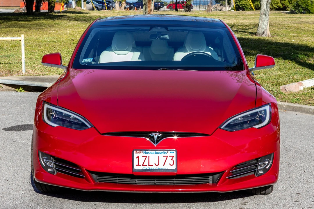 2018 Tesla Model S - Image 2 of 31