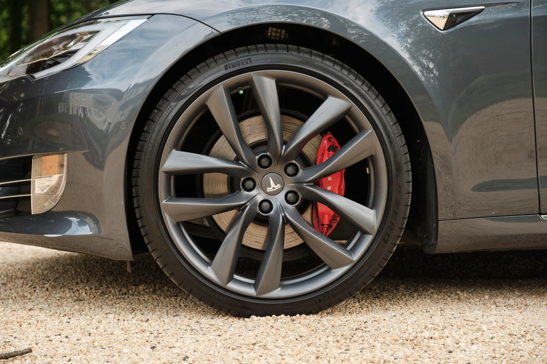 2018 Tesla Model S - Image 24 of 31