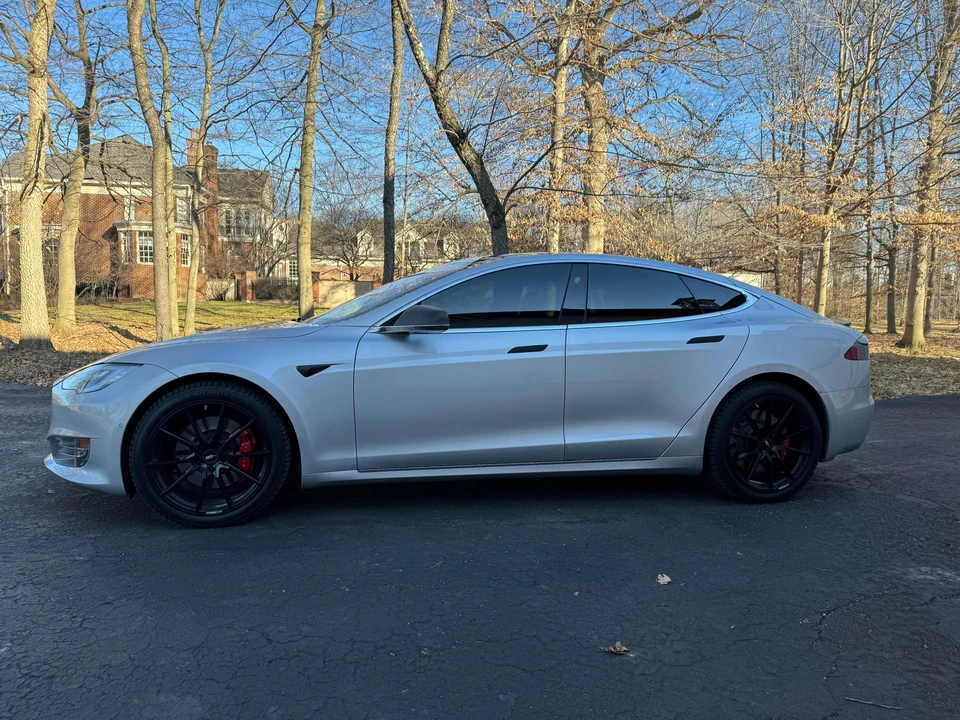 2018 Tesla Model S - Image 9 of 31