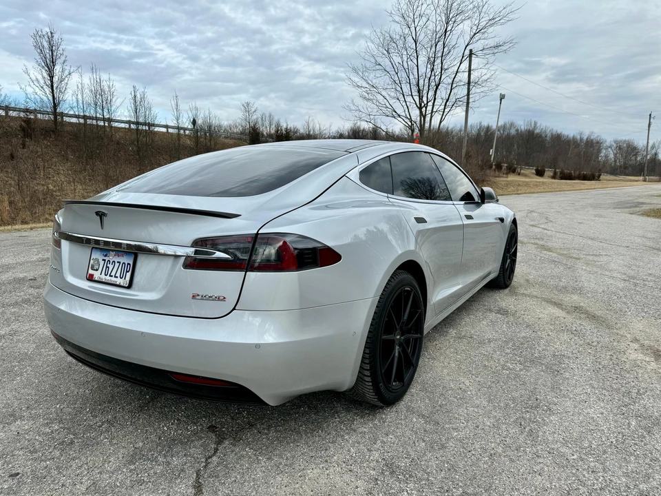 2018 Tesla Model S - Image 15 of 31