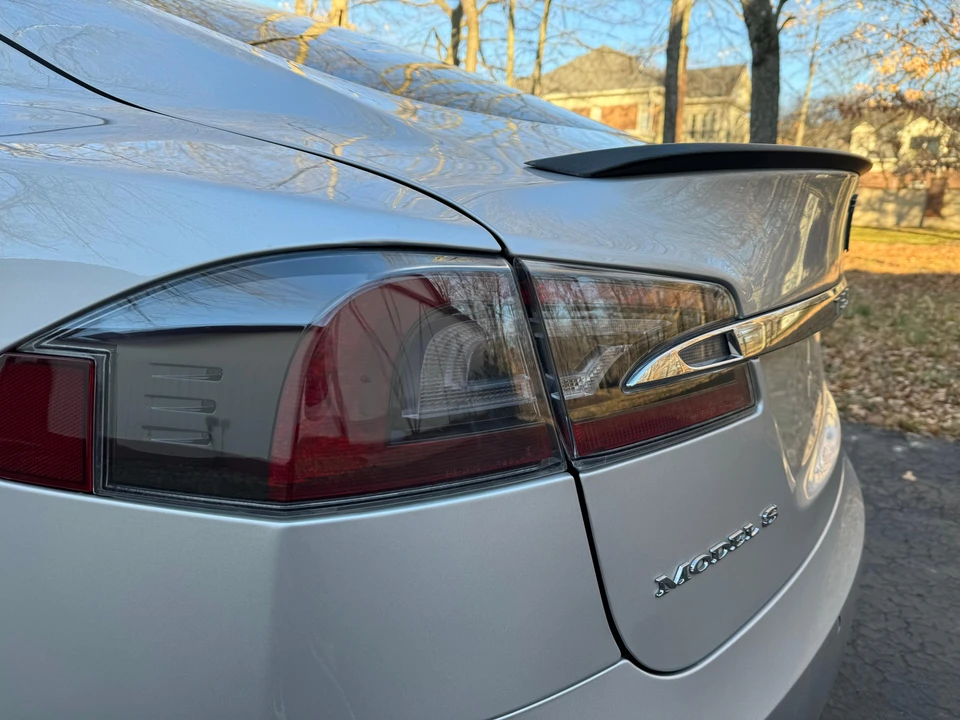2018 Tesla Model S - Image 27 of 31