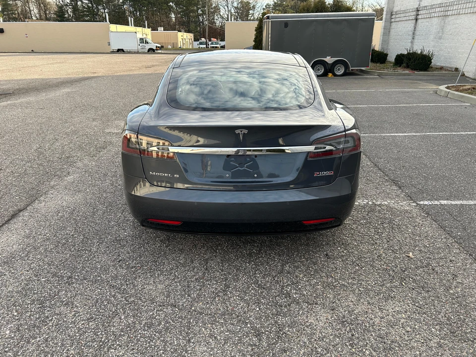 2018 Tesla Model S - Image 9 of 31