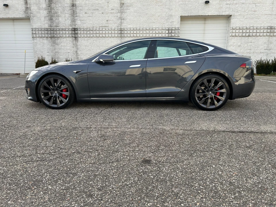 2018 Tesla Model S - Image 8 of 31