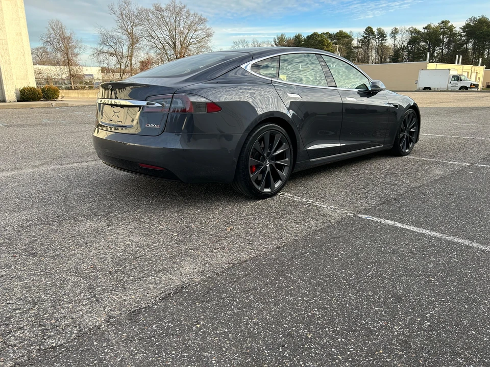 2018 Tesla Model S - Image 10 of 31