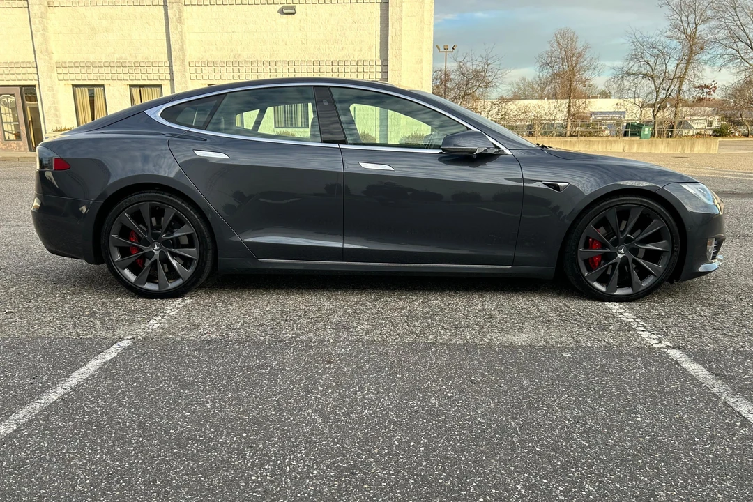 2018 Tesla Model S - Image 3 of 31