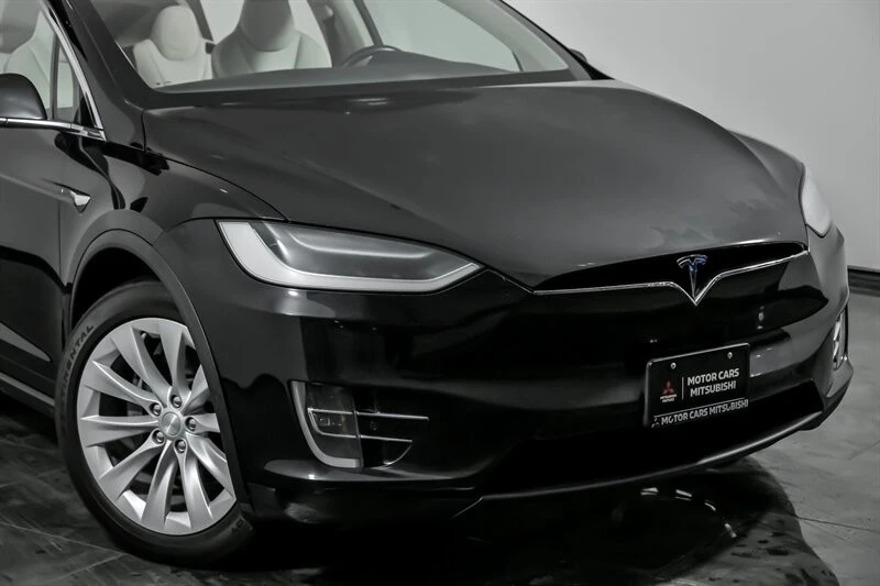 2018 Tesla Model X - Image 2 of 12
