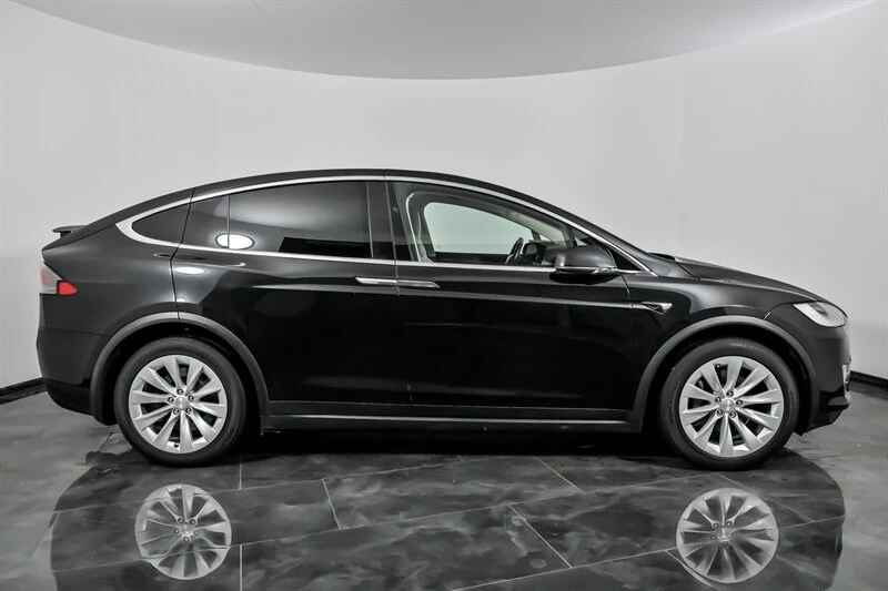 2018 Tesla Model X - Image 12 of 12