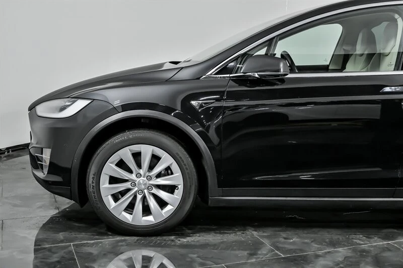 2018 Tesla Model X - Image 6 of 12