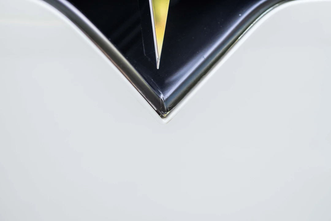 2018 Tesla Model X - Image 24 of 31