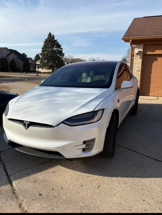 2018 Tesla Model X - Image 3 of 17