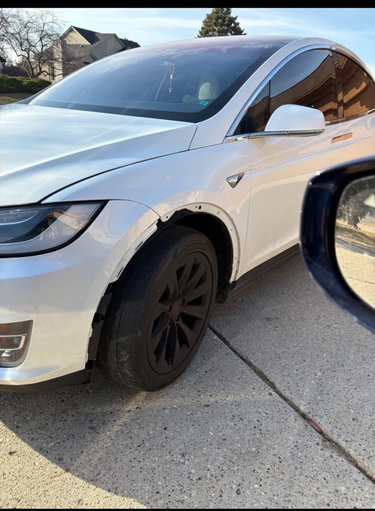 2018 Tesla Model X - Image 7 of 17