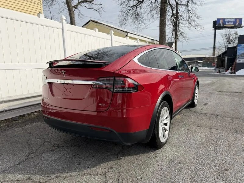 2018 Tesla Model X - Image 7 of 12