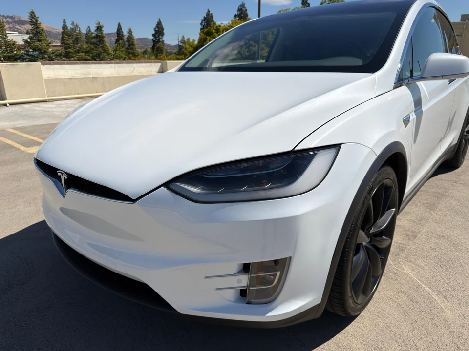 2018 Tesla Model X - Image 16 of 31