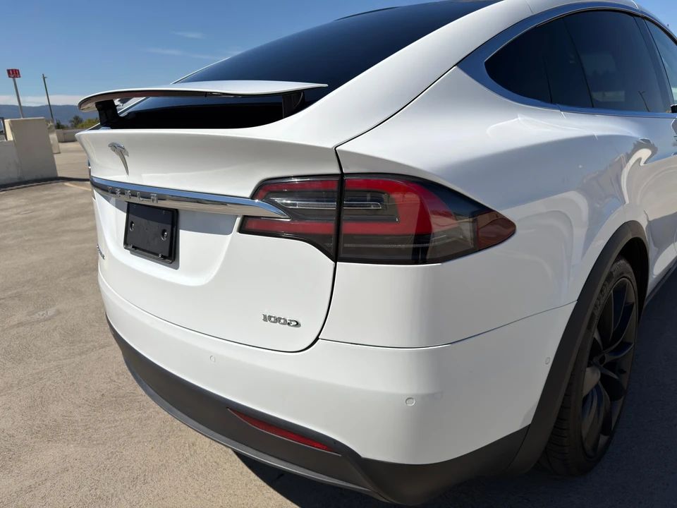 2018 Tesla Model X - Image 23 of 31