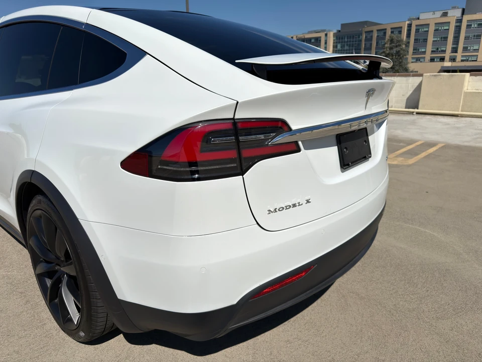 2018 Tesla Model X - Image 22 of 31