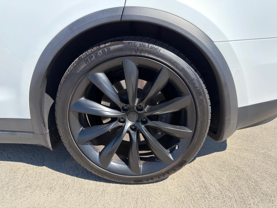 2018 Tesla Model X - Image 31 of 31