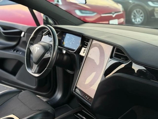 2018 Tesla Model X - Image 18 of 21