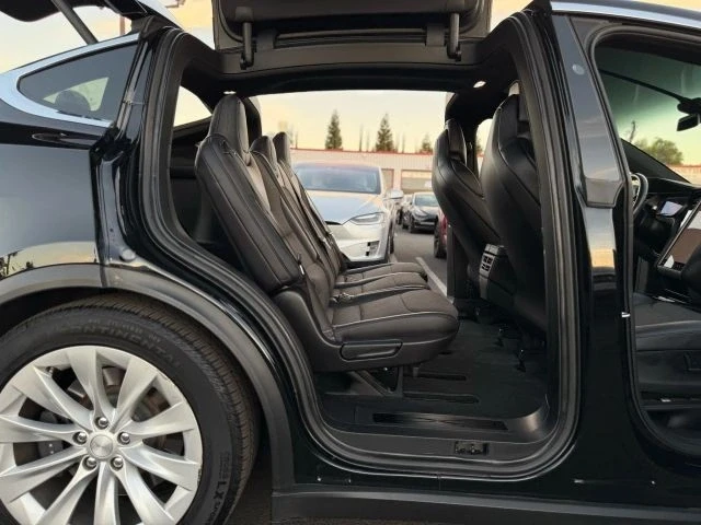 2018 Tesla Model X - Image 16 of 21