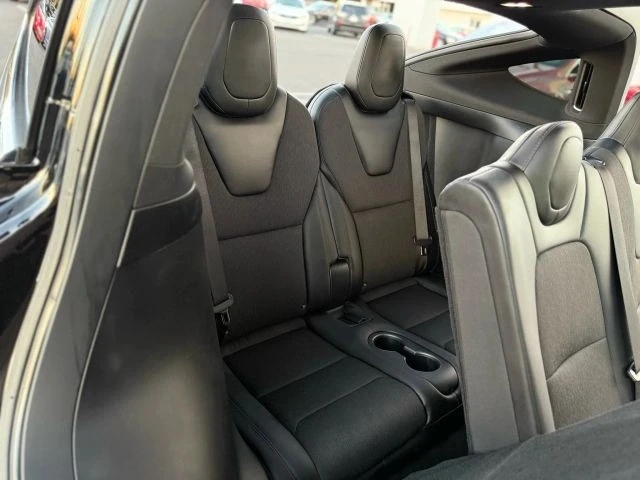 2018 Tesla Model X - Image 15 of 21