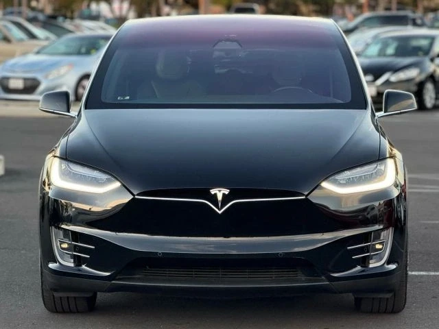 2018 Tesla Model X - Image 5 of 12