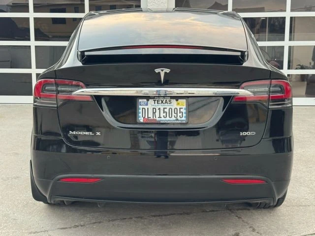2018 Tesla Model X - Image 13 of 21