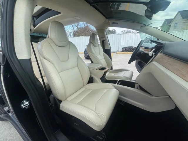 2018 Tesla Model X - Image 18 of 21