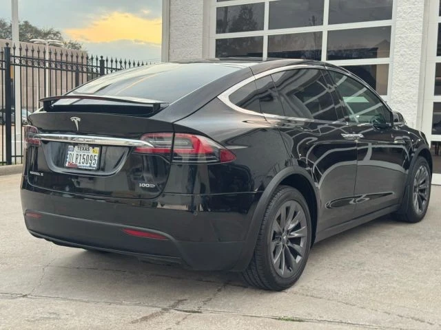 2018 Tesla Model X - Image 16 of 21