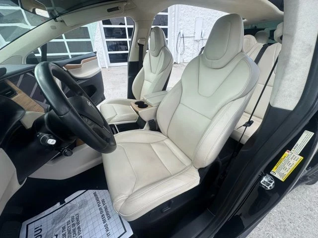 2018 Tesla Model X - Image 9 of 21