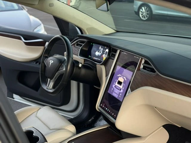 2018 Tesla Model X - Image 21 of 21