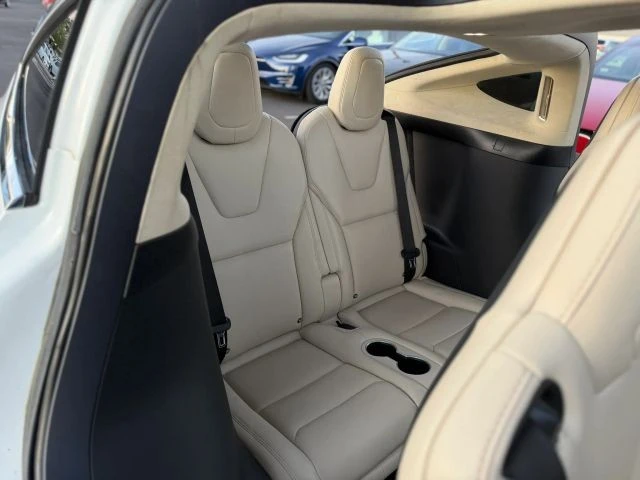 2018 Tesla Model X - Image 17 of 21
