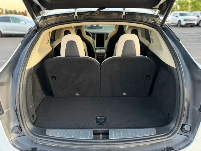 2018 Tesla Model X - Image 14 of 21