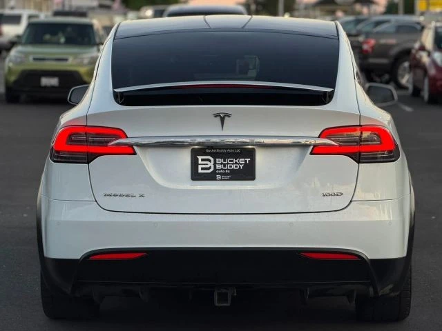 2018 Tesla Model X - Image 8 of 21
