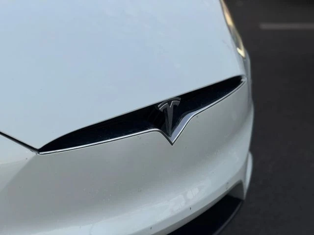 2018 Tesla Model X - Image 4 of 21