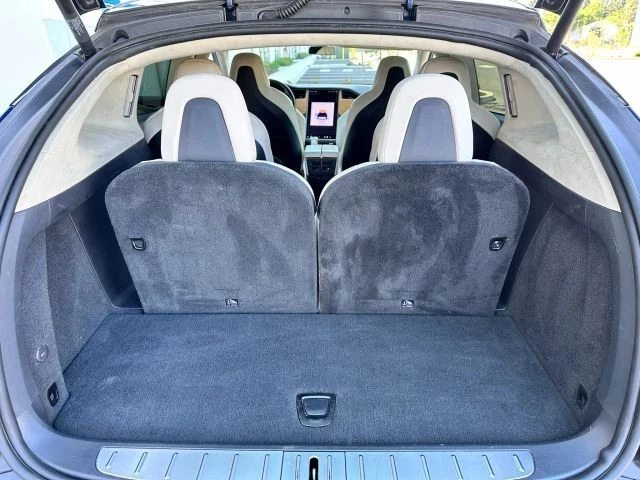 2018 Tesla Model X - Image 13 of 21