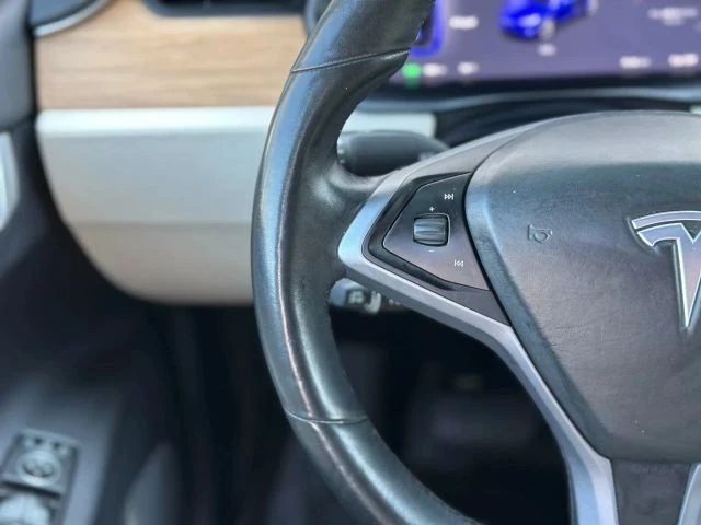 2018 Tesla Model X - Image 20 of 21